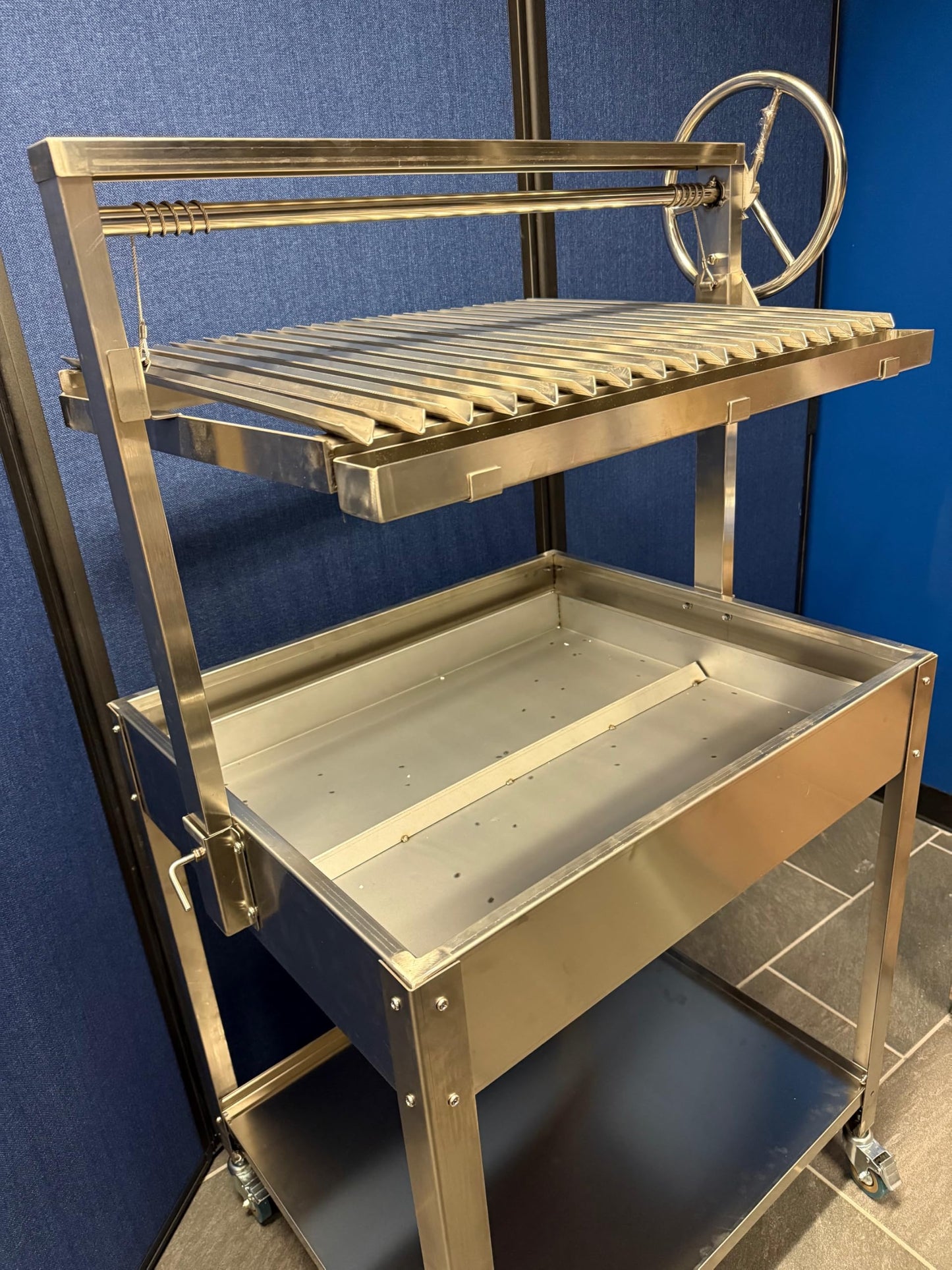 Santa Maria Grill Built in BBQ Cooking Grill -Argentine Barbecue V grate adjustable height- Stand alone cart 36 inch by 26 inch